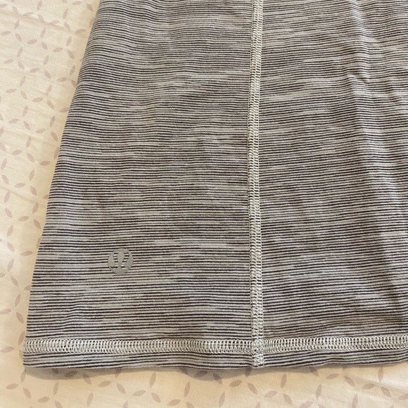 Lululemon dancing warrior tank gray / mint - Picture 6 of 10